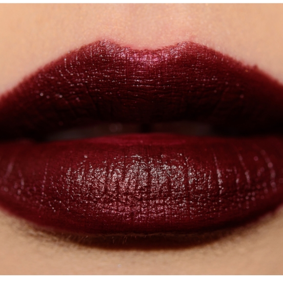 NIB MAC Velvet Rebellion Matte Lipstick Deep Vamp - Picture 7 of 8